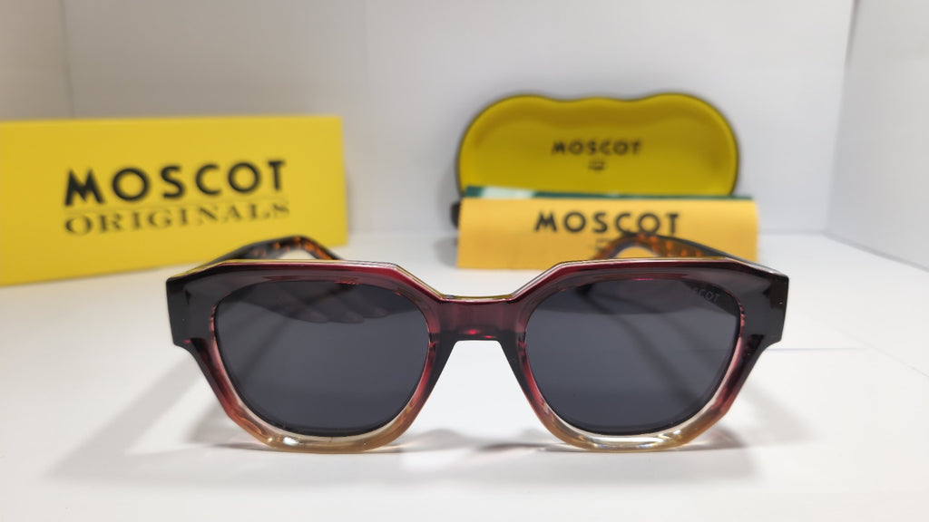 🕶️ MOSCOT Classic Sunglasses – Burgundy Tortoise Edition
