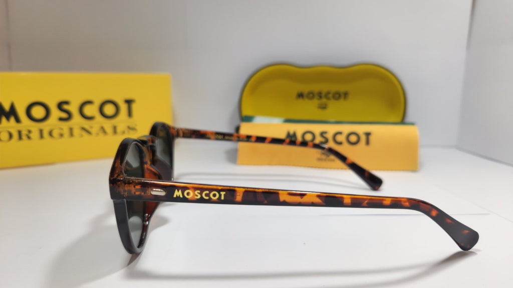 🕶️ MOSCOT Classic Sunglasses – Tortoise Green Edition