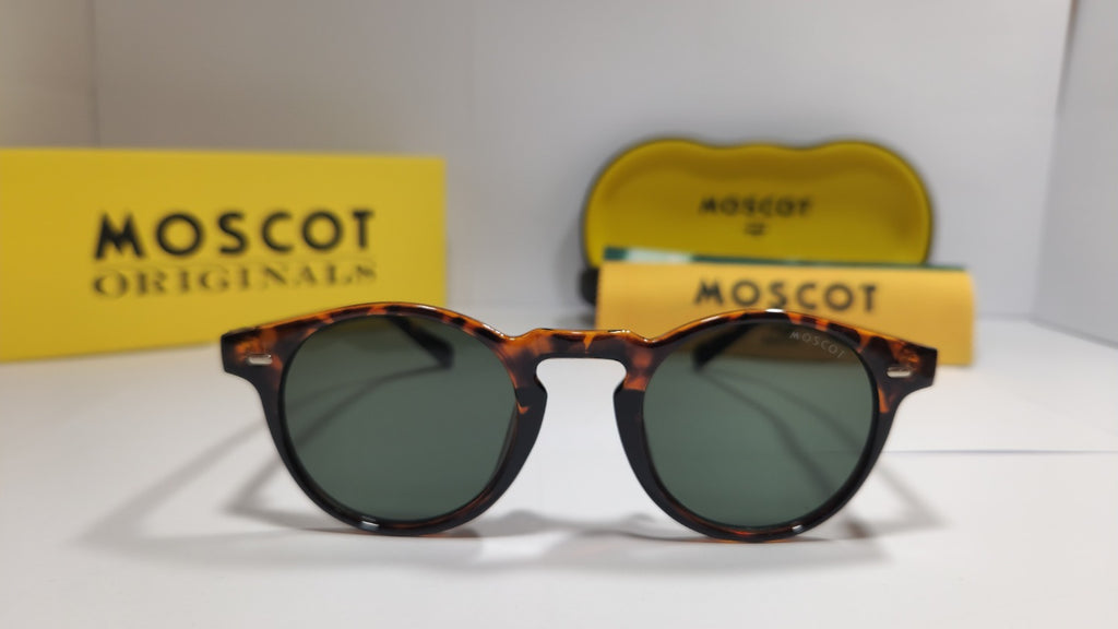 🕶️ MOSCOT Classic Sunglasses – Tortoise Green Edition
