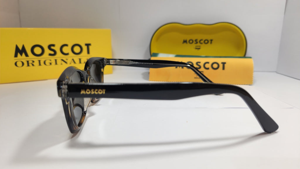 🕶️ MOSCOT Classic Sunglasses – Black Tortoise Edition
