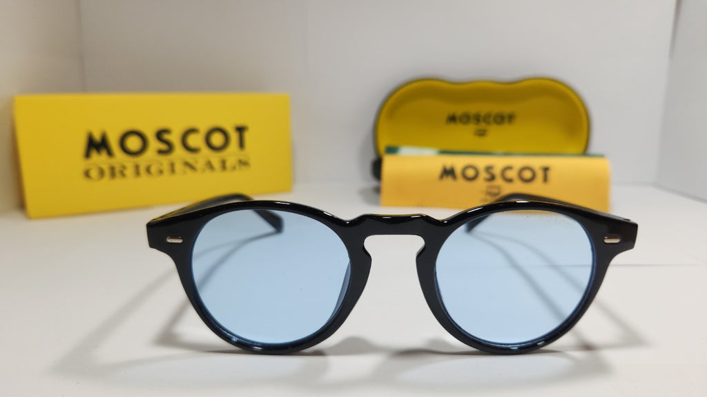 MOSCOT Classic Sunglasses – Blue Edition 😎