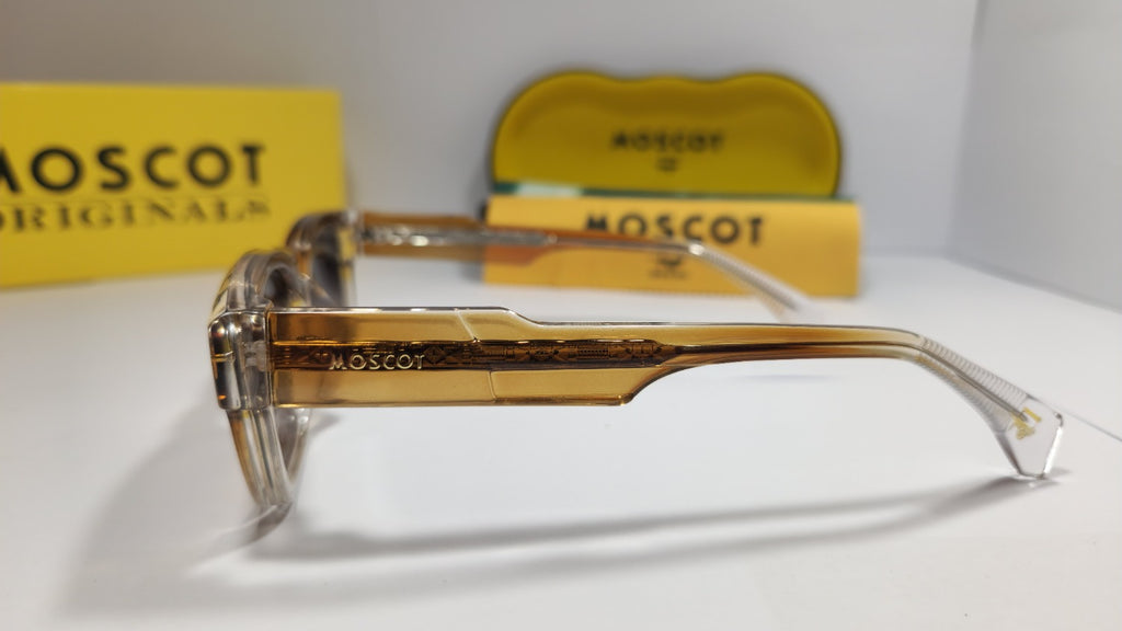 🕶️ MOSCOT Classic Sunglasses – Black Tortoise Edition