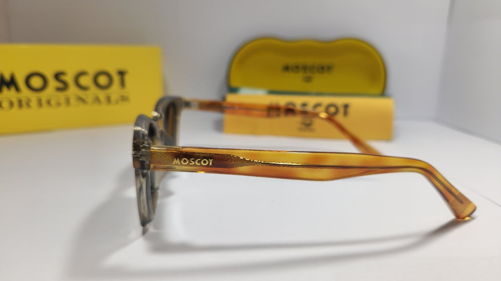🕶️ MOSCOT Classic Sunglasses – Amber Crystal Edition