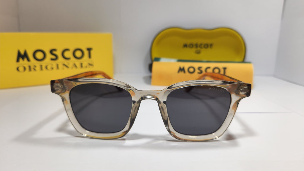 🕶️ MOSCOT Classic Sunglasses – Amber Crystal Edition